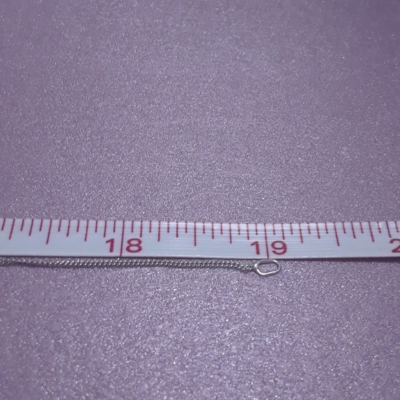 Avon sterling silver heart sparkling necklace - Picture 6 of 6